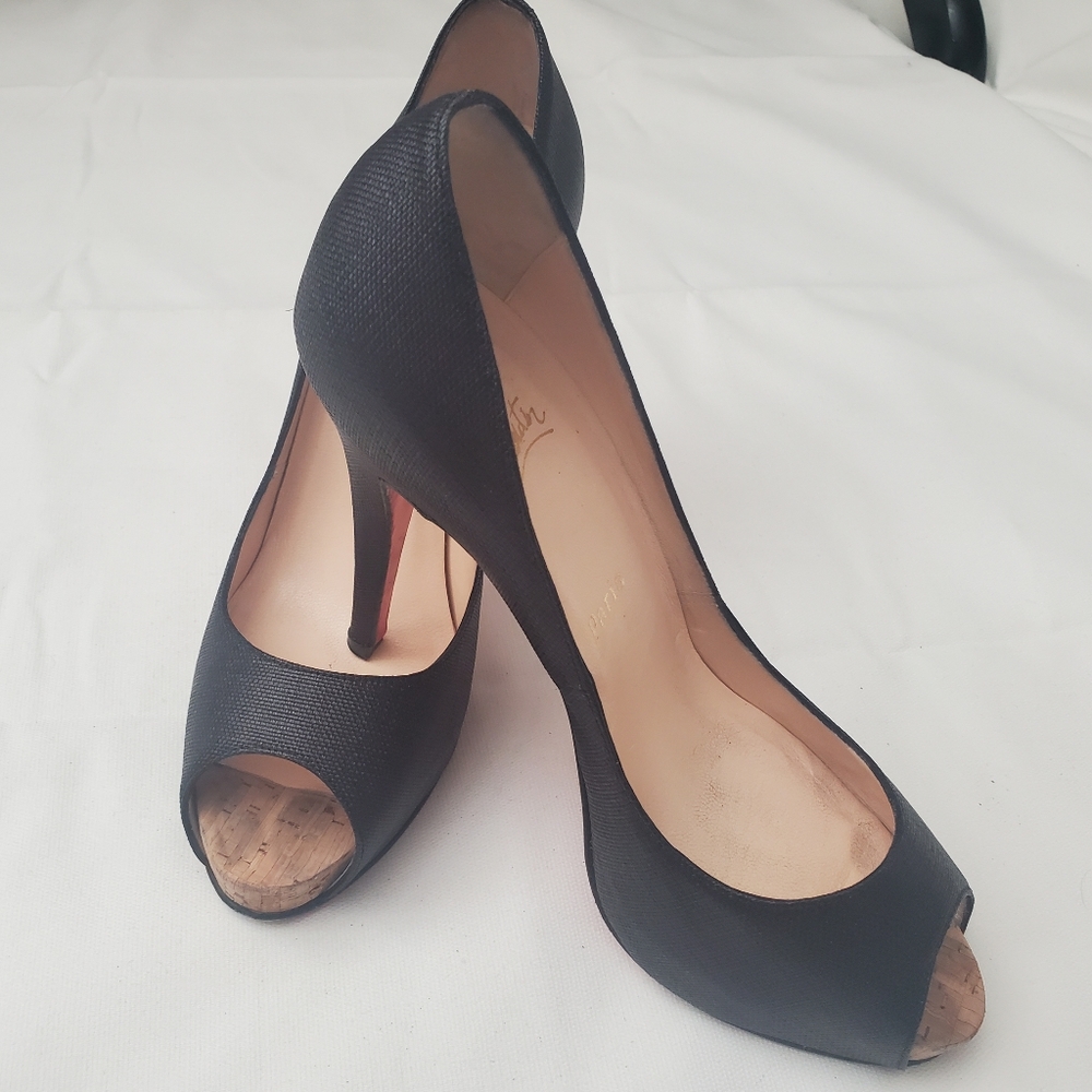 Louis Vuitton Authentic Black Peep Toe Heels Pumps